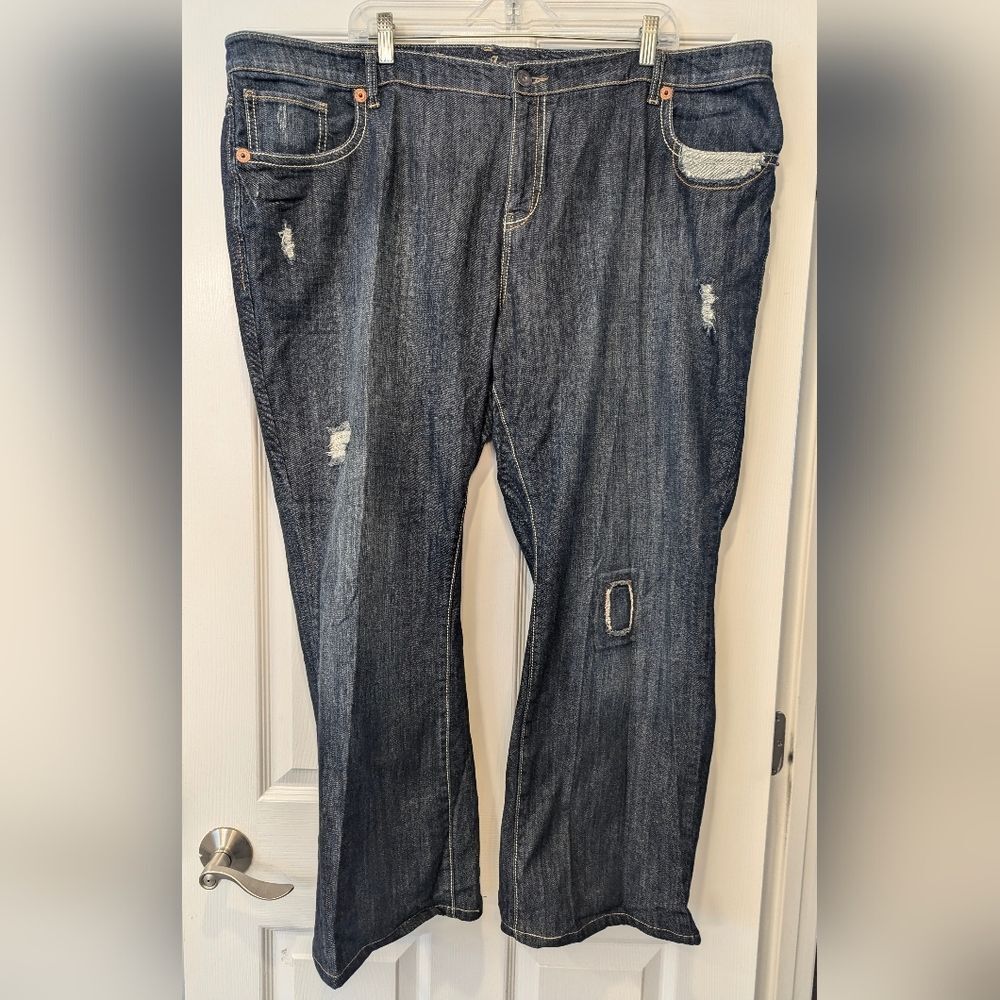 Avenue Jeans Womens sz 22 wide leg  Dark Blue Wash Distressed Denim jean stretch